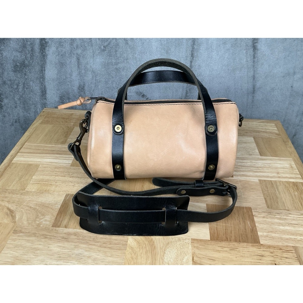 Go Forth Goods Mini Jane Crossbody Bag Natural Veg Tan & Black Strap/Trim Purse - Picture 15 of 16